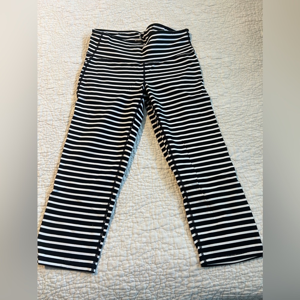 Athleta Crop Leggings
